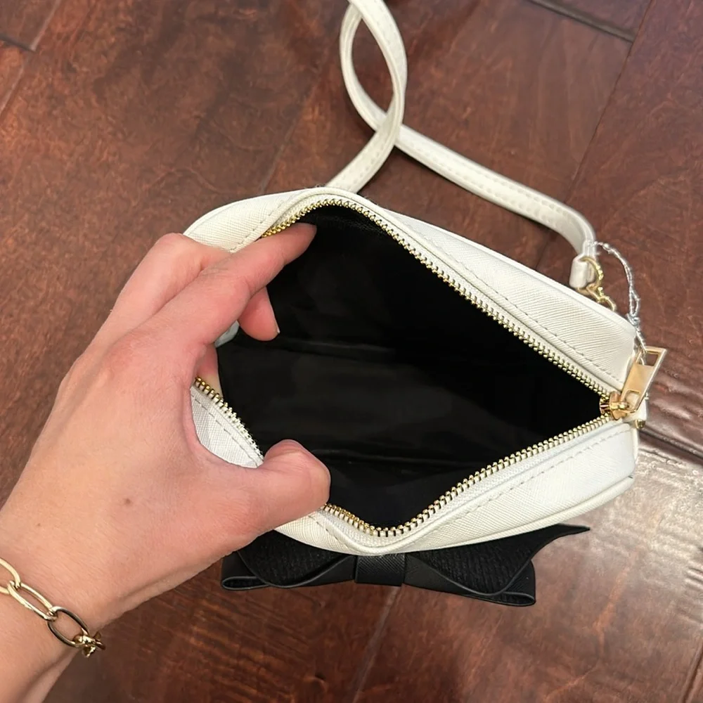 White Vegan Bow handbags